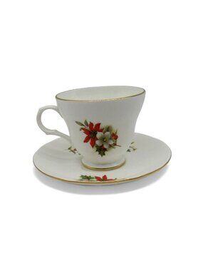 Vintage Sadler Wellington Bone China Teacup Saucer Christmas Poinsettia